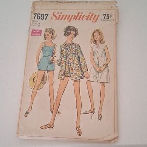 VINTAGE Simplicity Pattern 7697